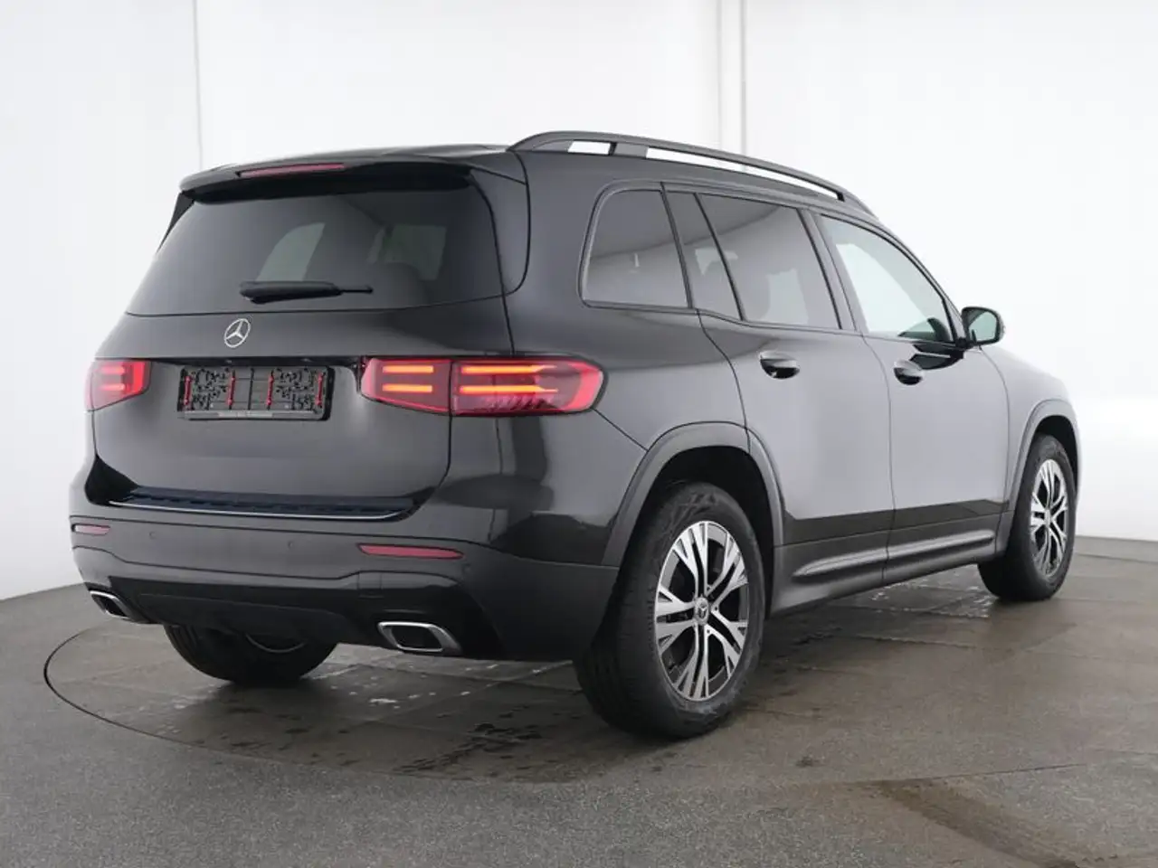 Mercedes-Benz GLB 180 Progressive 7 Seats, Night Pack, Camera, Led 2