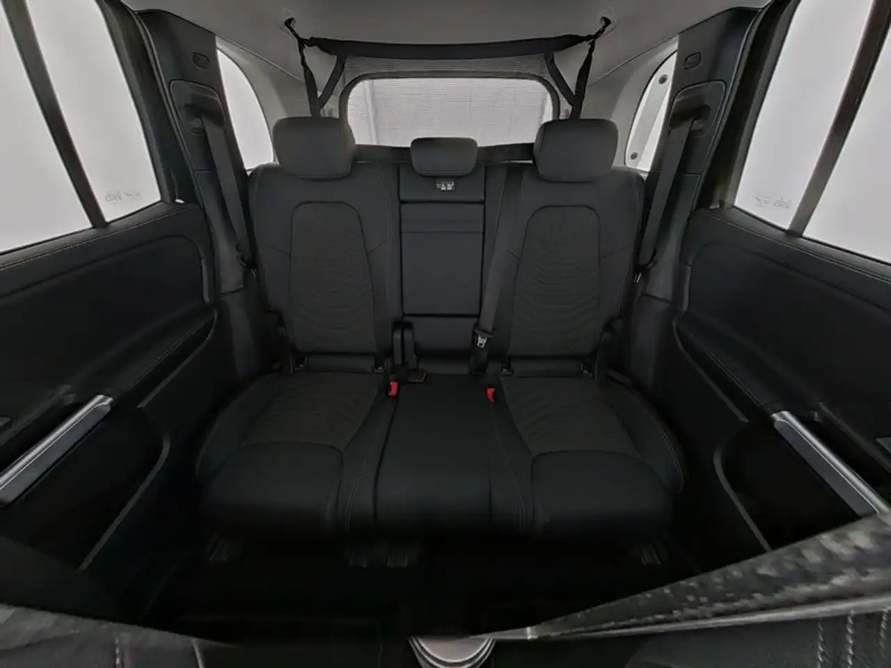 Mercedes-Benz GLB 180 Progressive 7 Seats, Night Pack, Camera, Led 8