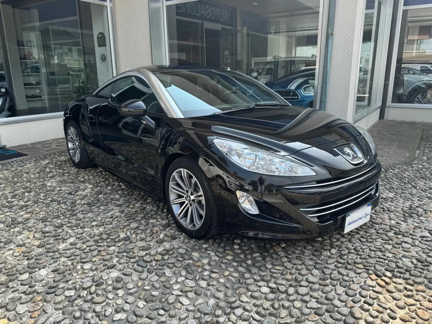 Peugeot RCZ 2.0 HDi 163CV Siyah - 2