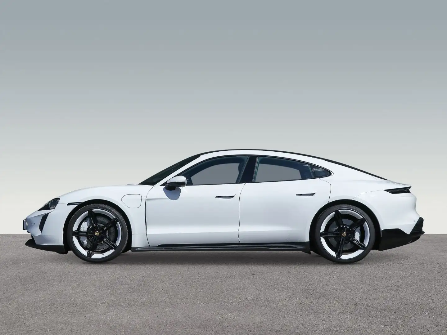 Porsche Taycan BOSE Panoramadach Surround-View 21-Zoll Beyaz - 2