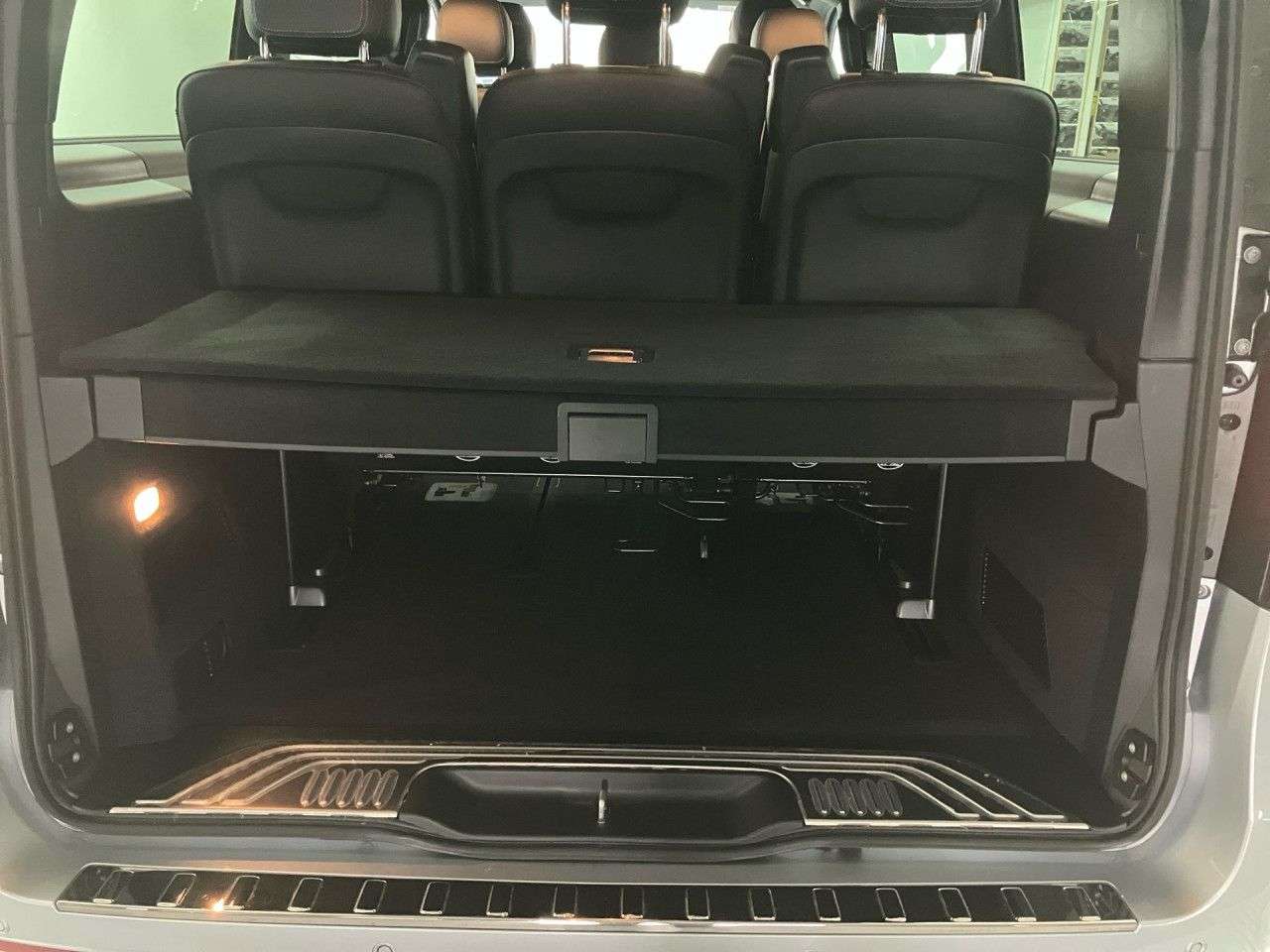 Mercedes-Benz V 250