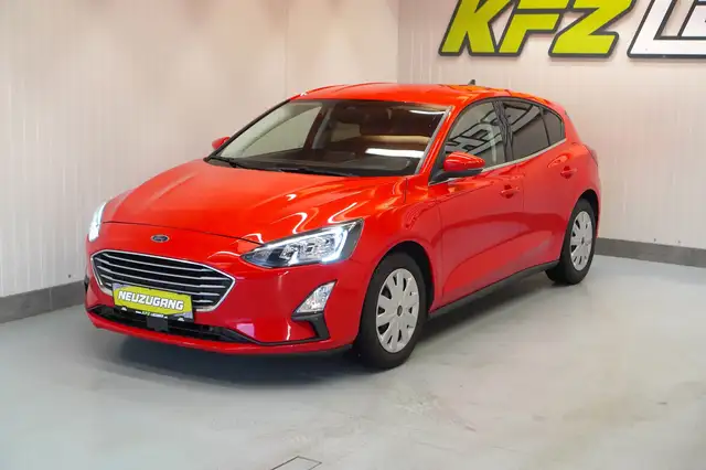 Ford Focus view 11