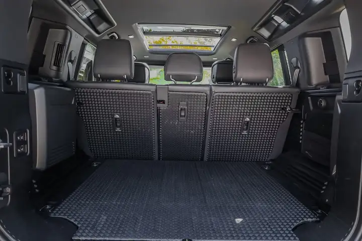 Land Rover Defender 110 5.0 V8 AWD Auto V8 2023, foto 29