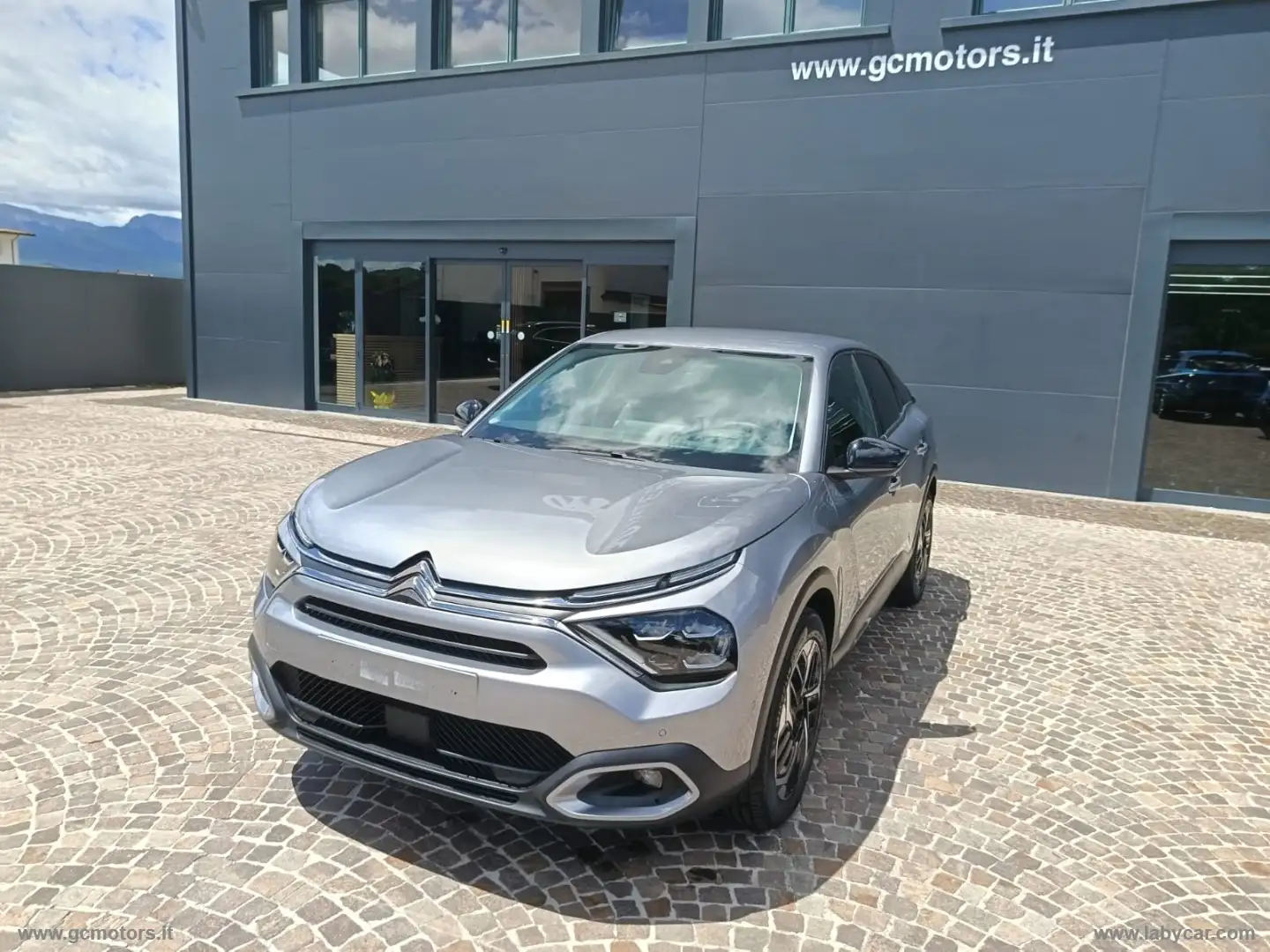 Citroen C4 PureTech 130 S&S Max Grijs - 1