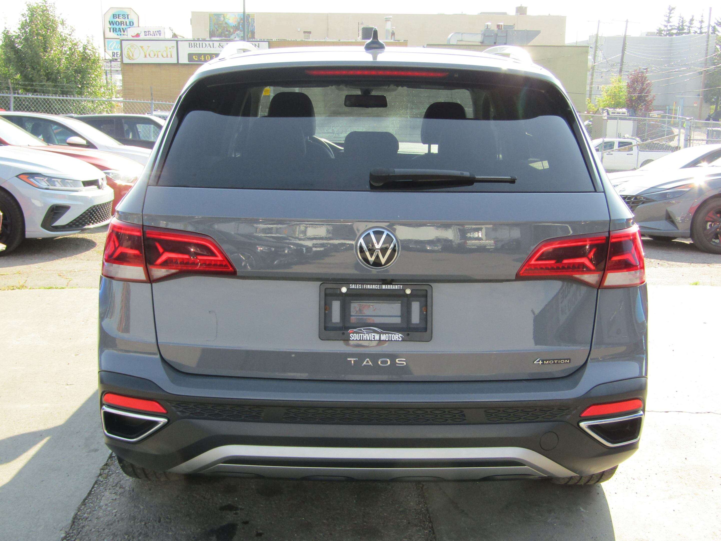 2022 Volkswagen Taos Comfortline 4MOTION|PanoRoof | B.Camera | Lane Ass — снимка 1