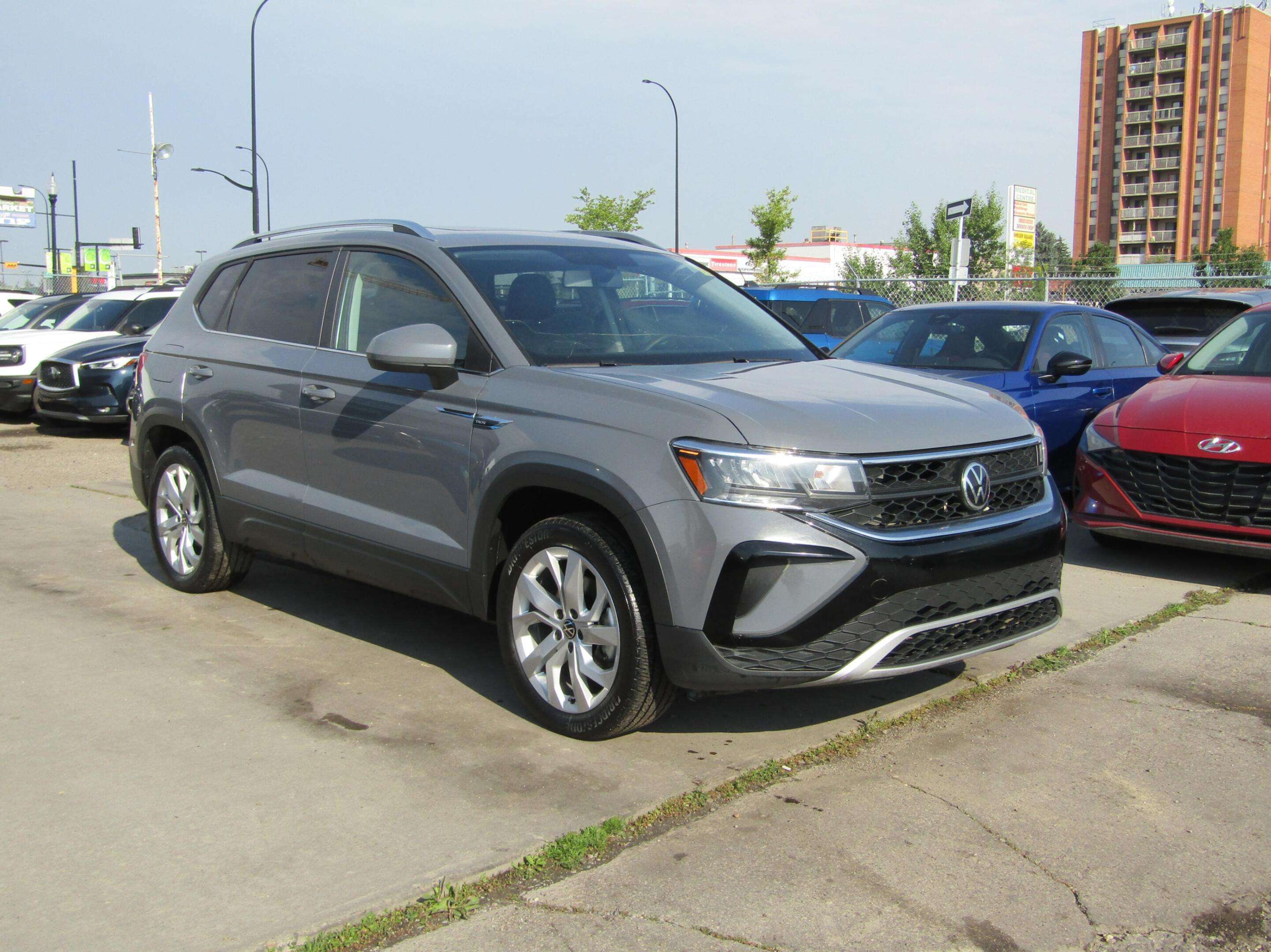 2022 Volkswagen Taos Comfortline 4MOTION|PanoRoof | B.Camera | Lane Ass — снимка 1