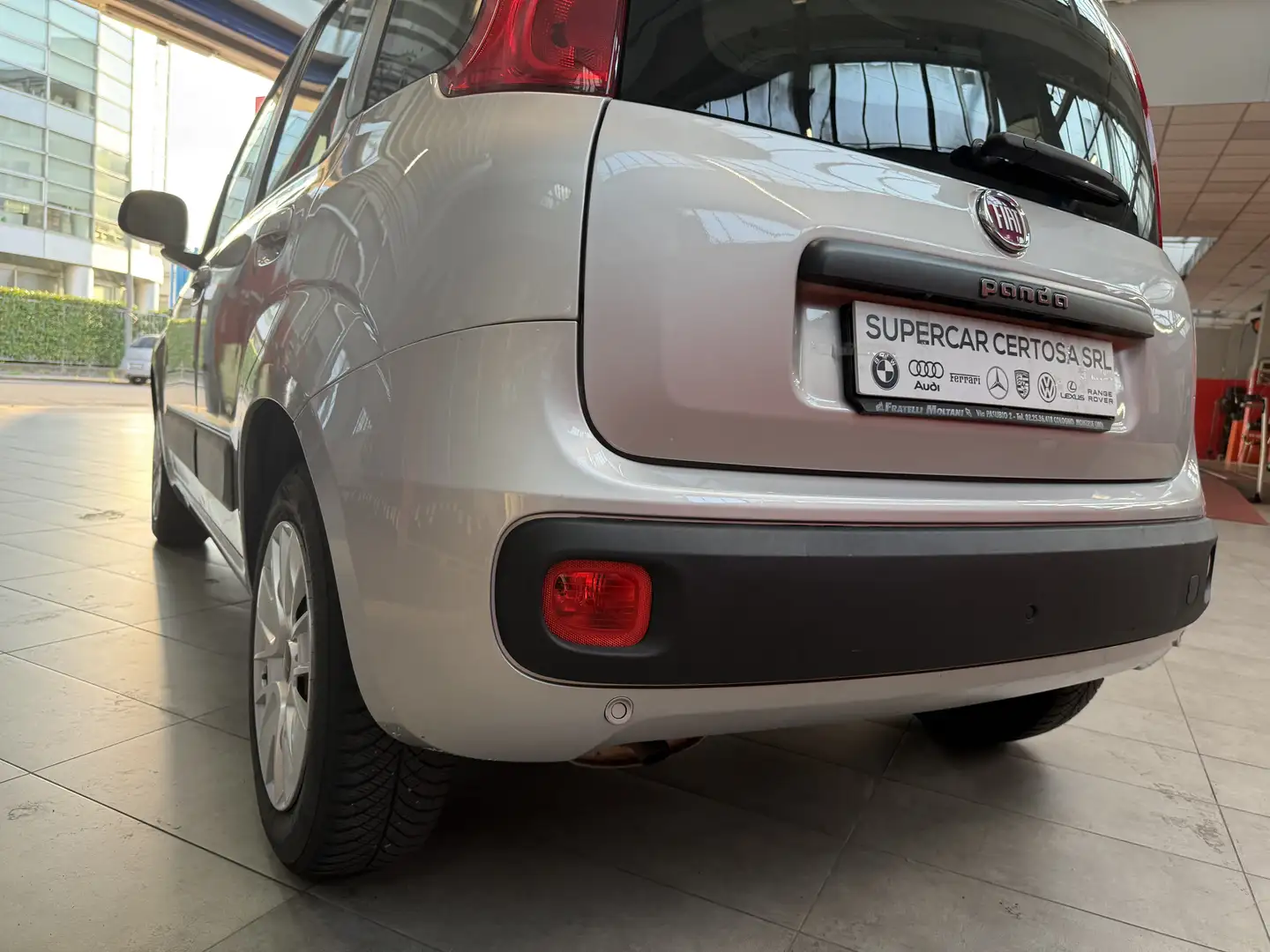 Fiat Panda 1.2 Lounge 69cv Plateado - 1