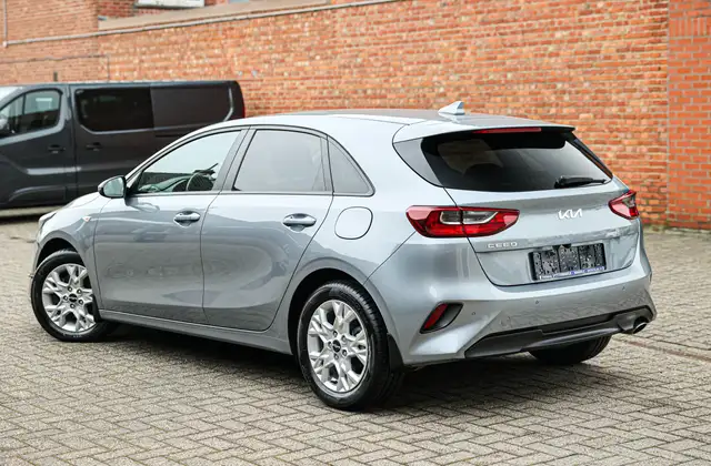 Kia Ceed view 7