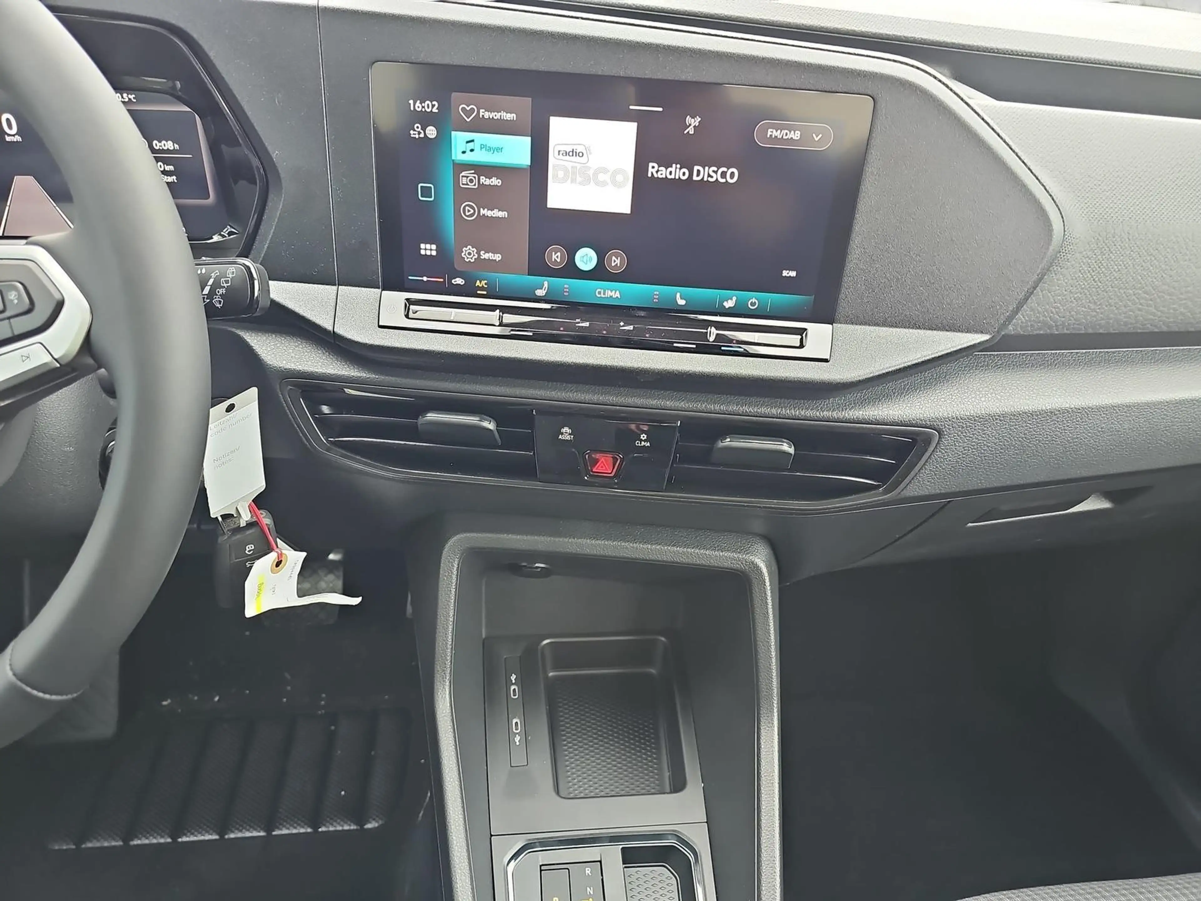Volkswagen Caddy Basis 1.5 TSI DSG / ACC Winterpaket PDCh. 85 kW... — photo 12