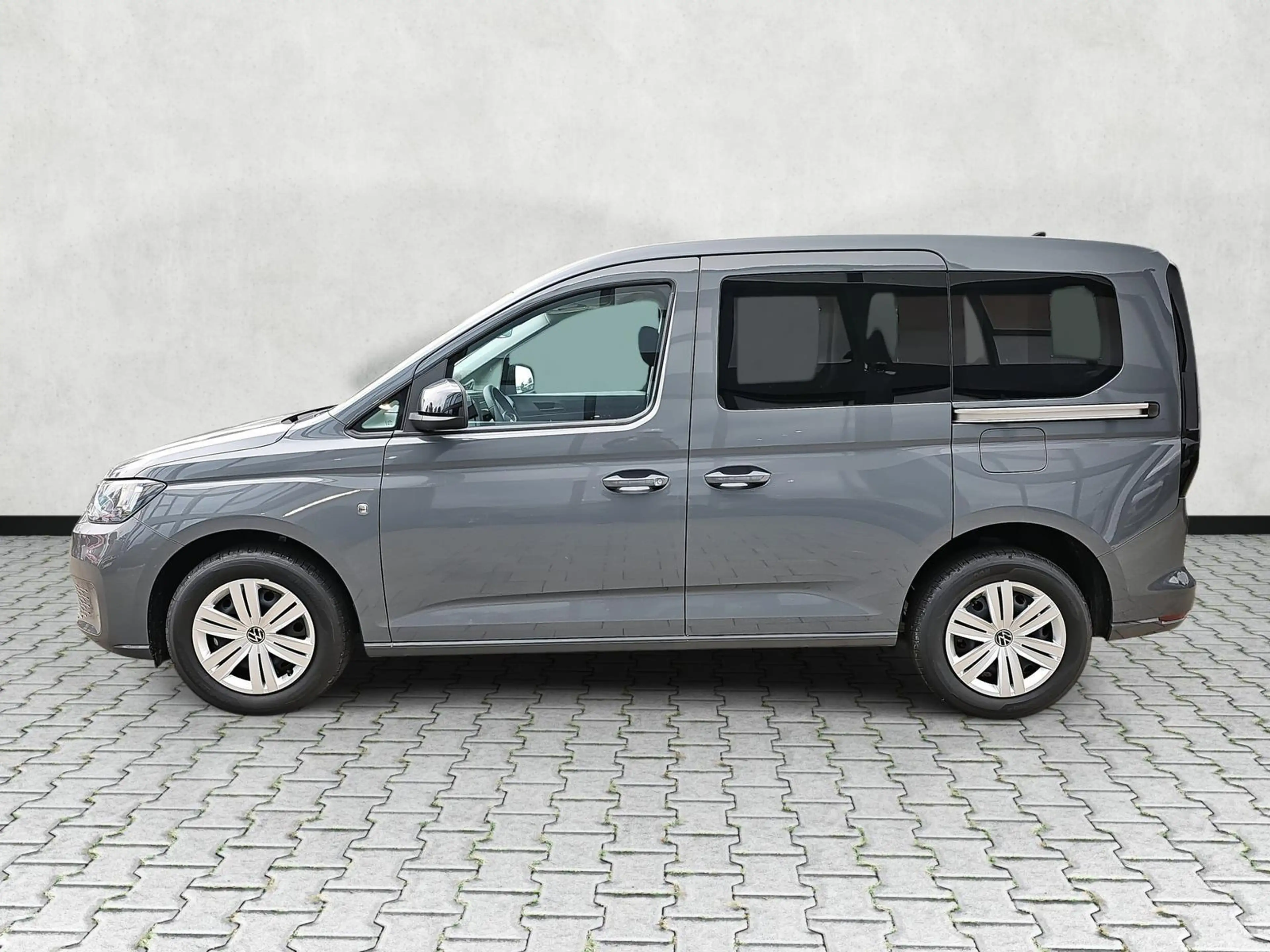 Volkswagen Caddy Basis 1.5 TSI DSG / ACC Winterpaket PDCh. 85 kW... — photo 4