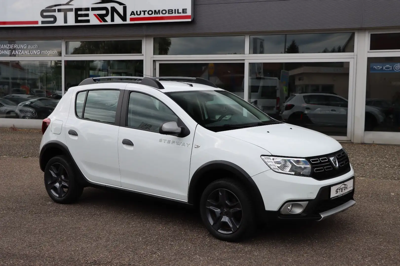 Dacia Sandero Stepway Celebration NAVI l KAMERA l Weiß - 1