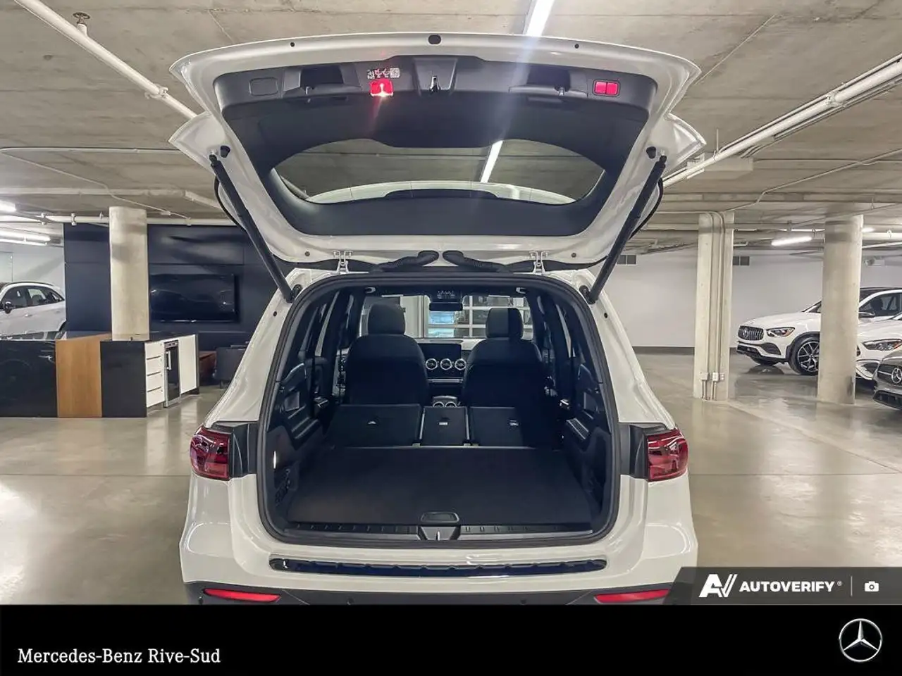 Mercedes-Benz GLB fotografie Mercedes-Benz GLB