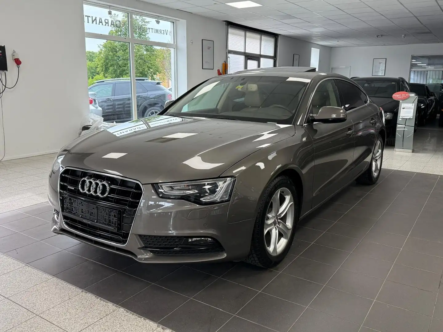 Audi A5 AudiA5 Sportback2.0 quattro/Schiebedach/Kamera Grau - 1