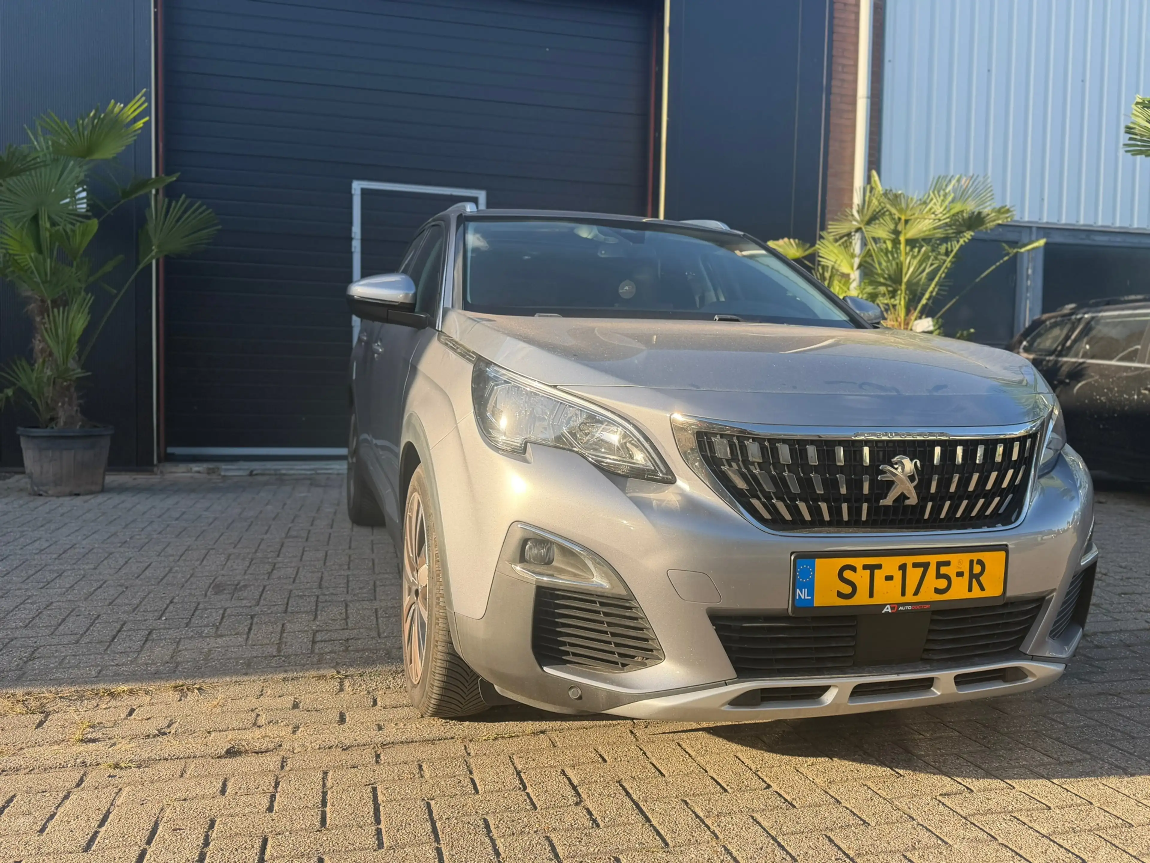 Peugeot 3008 1.2 PureTech Blue Lease Premium — photo 12