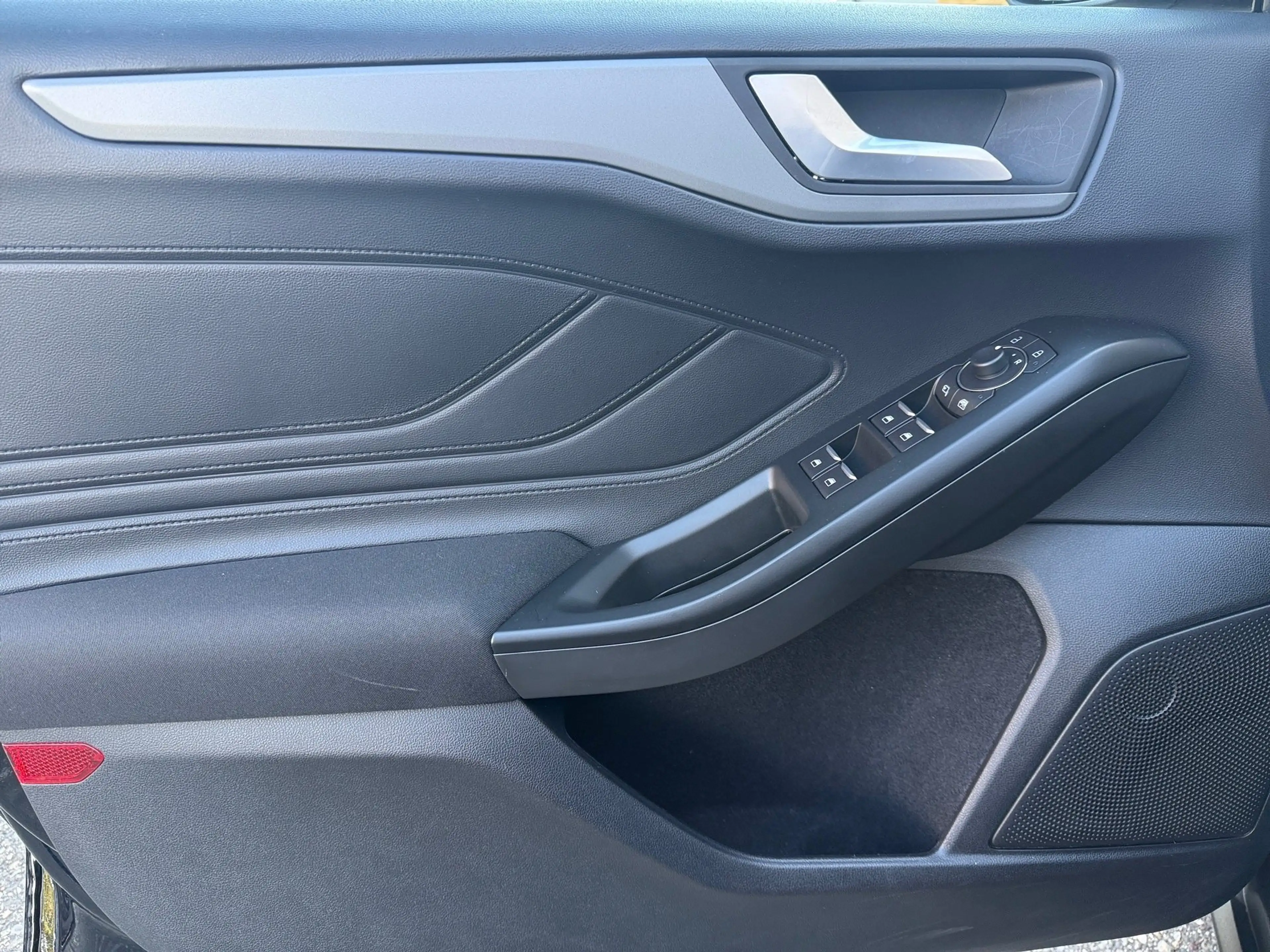 Ford Focus LED+Winterp.+Shz.+Beh. Frontsch.+Sports. — photo 9