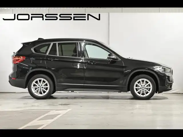 BMW X1 view 3