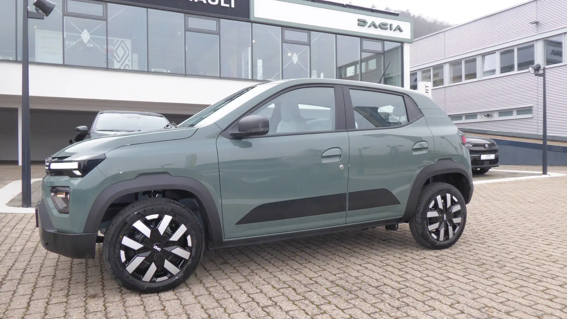 Dacia Spring Electric 65 Expression Grün - 1