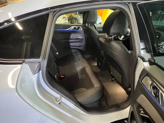 BMW 4 Series view 13