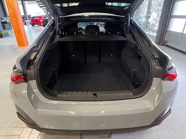 BMW 4 Series view 15
