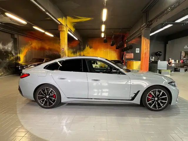 BMW 4 Series view 9