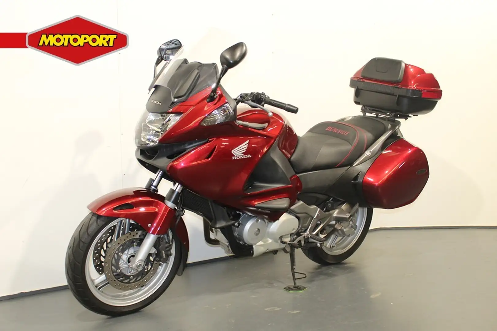 Honda NT 700 V DEAUVILLE ABS Roşu - 2