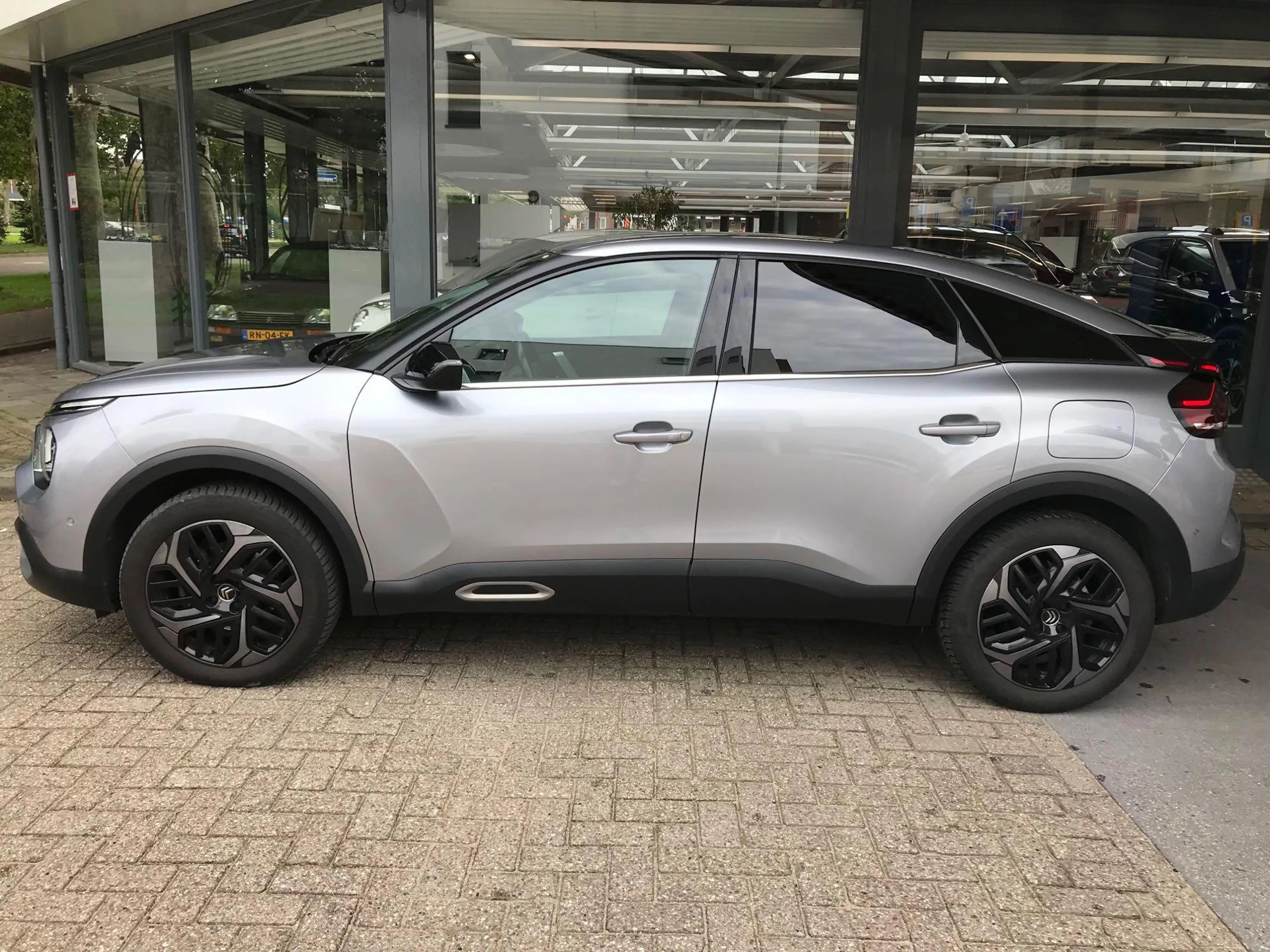 Citroen C4 1.2 Puretech Shine — photo 4