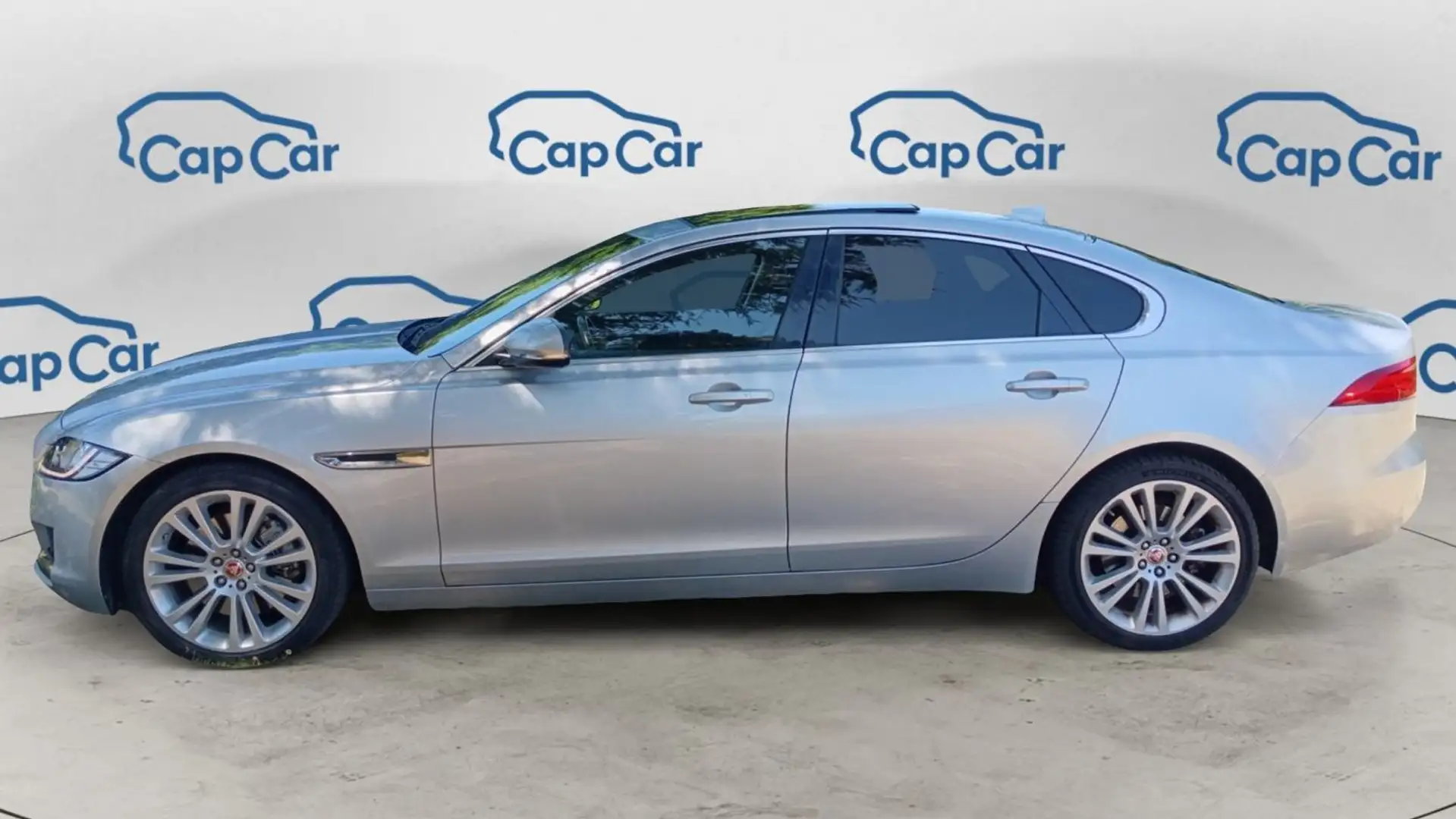 Jaguar XF II 3.0 D V6 301 Prestige - 2
