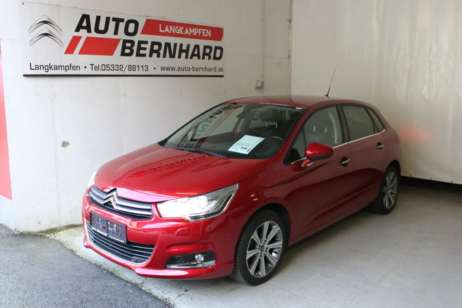 Citroen C4 Shine Rood - 1