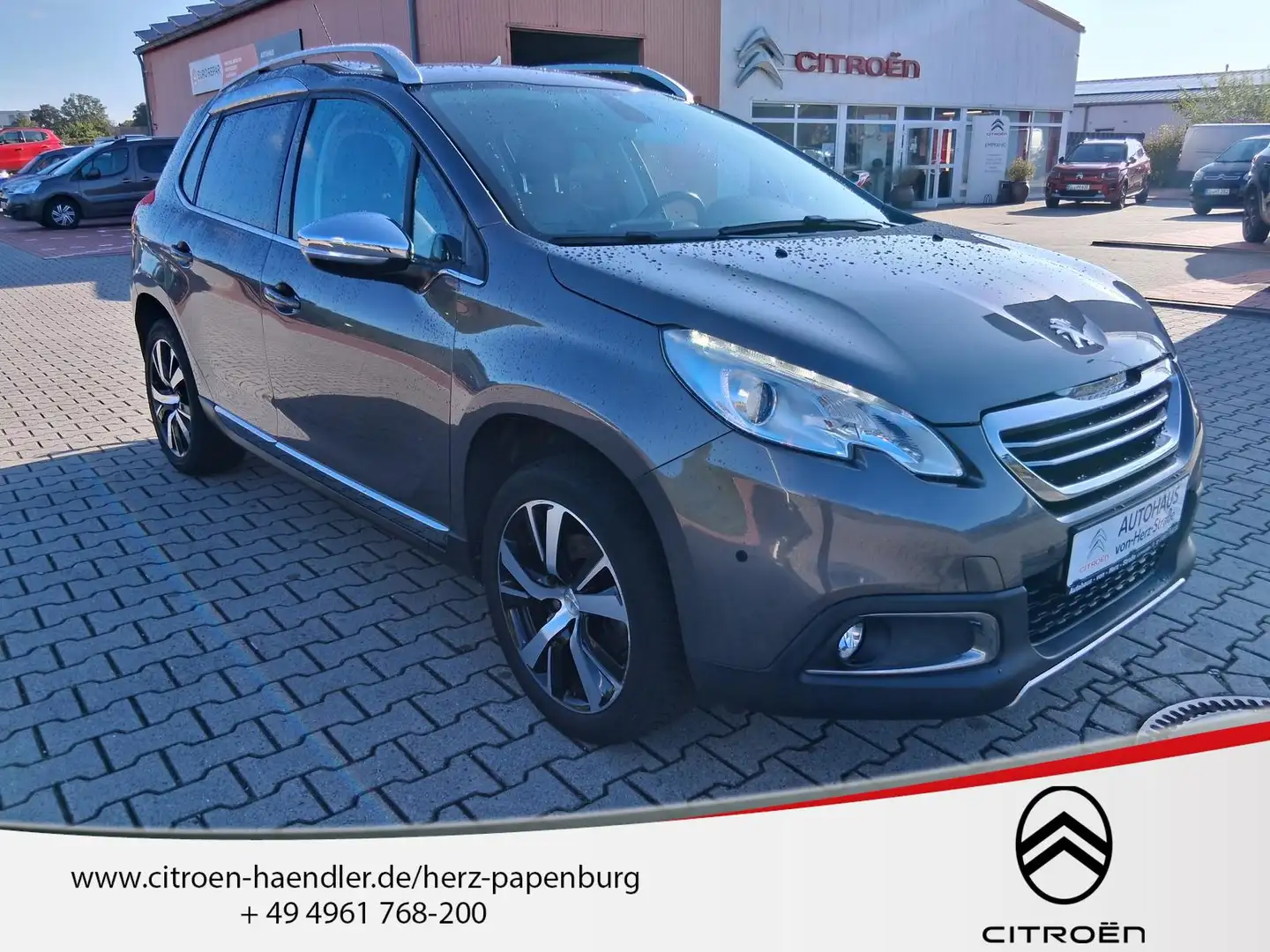 Peugeot 2008 Allure Metallic Grau - 1