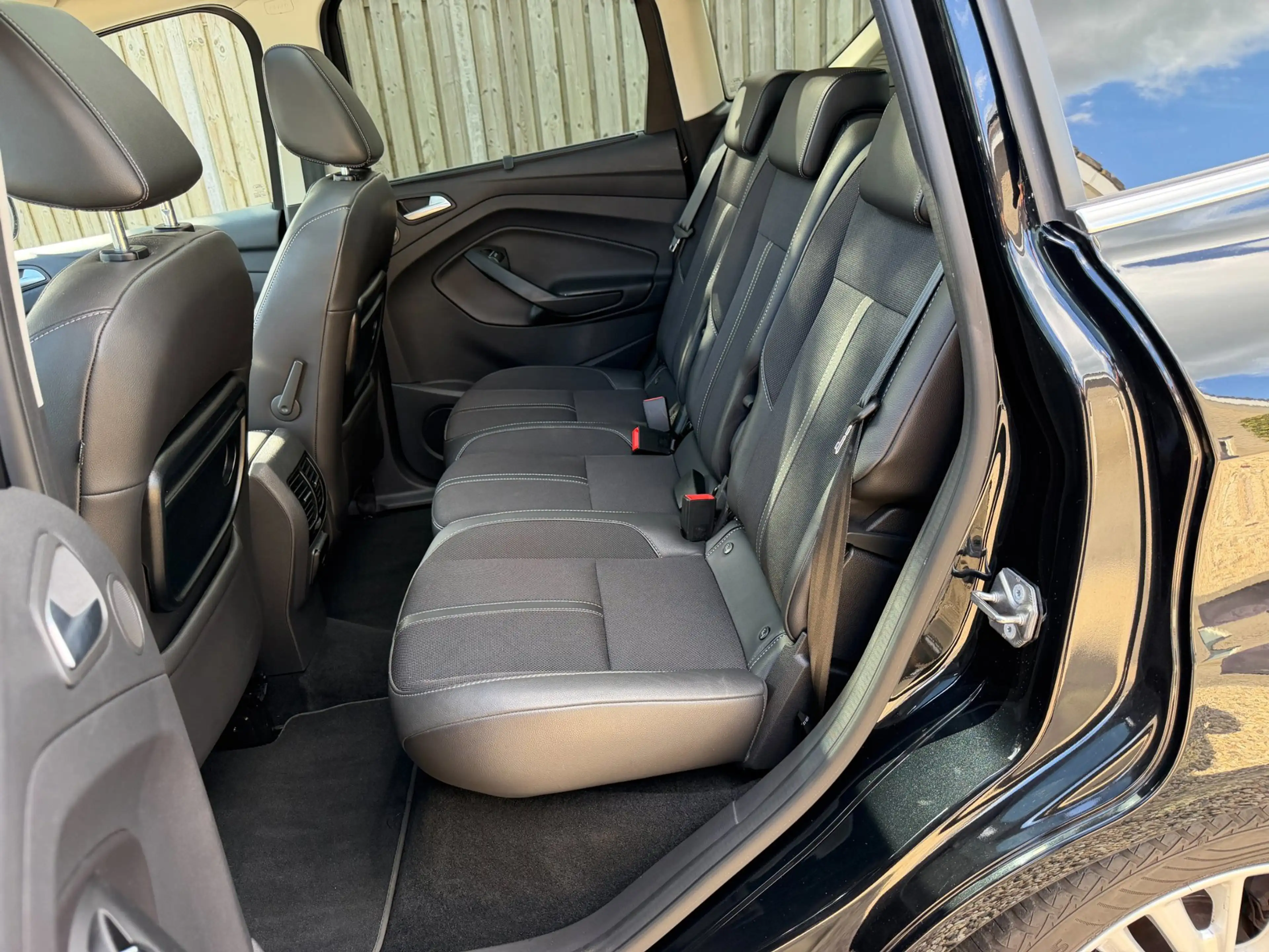 Ford C-Max 1.0 Titanium Panorama dak & Navigatie & Trekhaak — photo 9