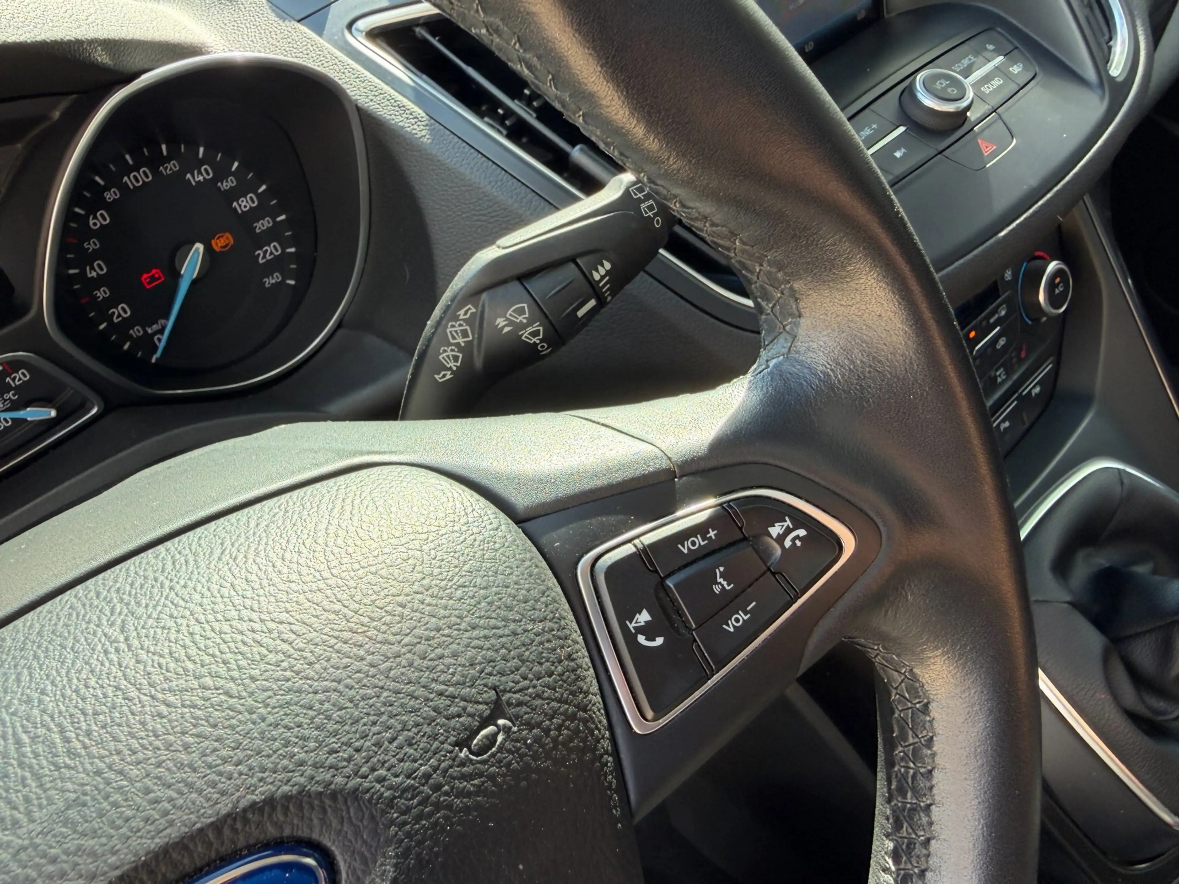 Ford C-Max 1.0 Titanium Panorama dak & Navigatie & Trekhaak — photo 31