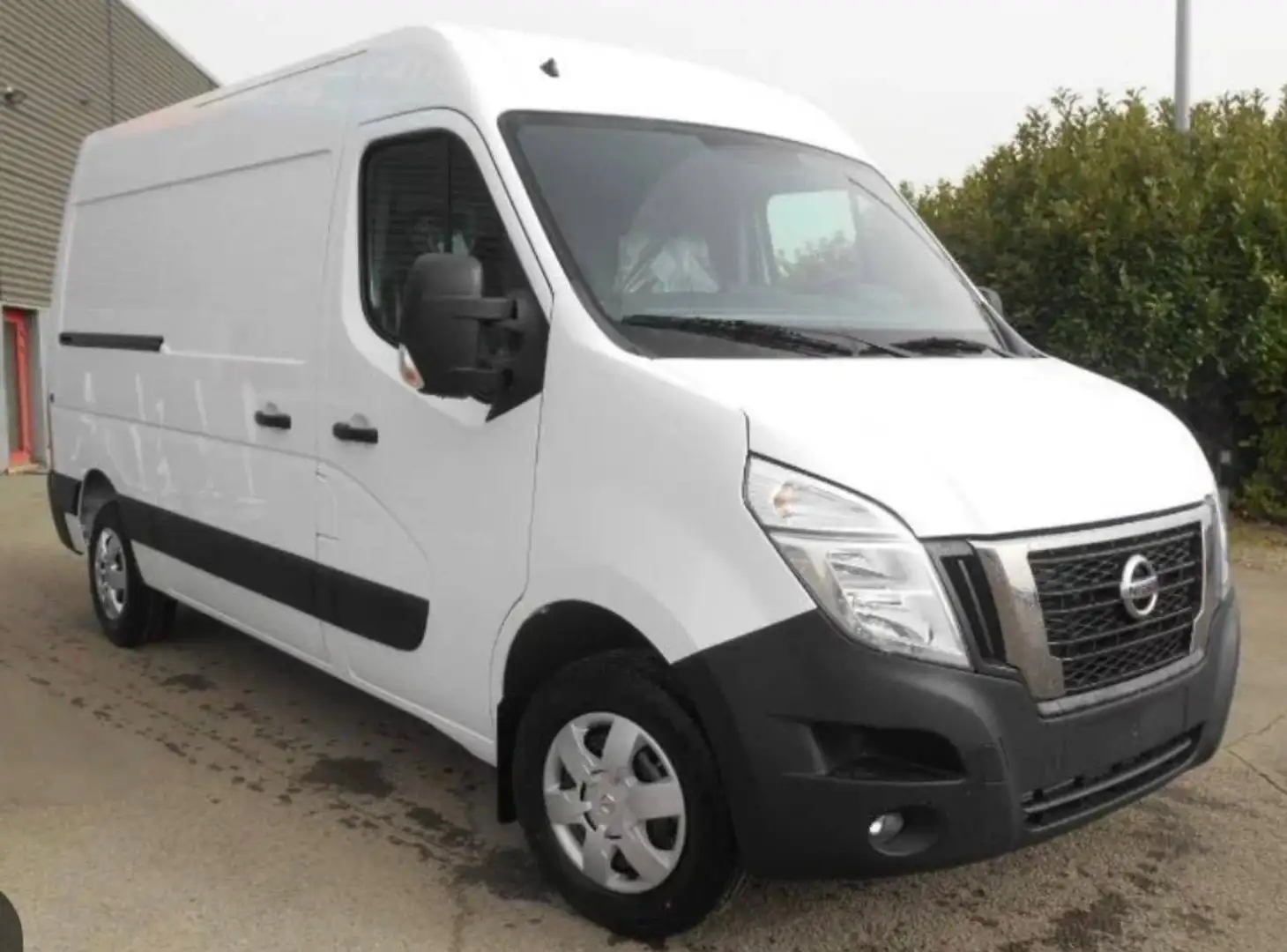 Nissan Interstar Inter.Fg.L2H3 35 2.5dCi150 Prem Premium Blanco - 1