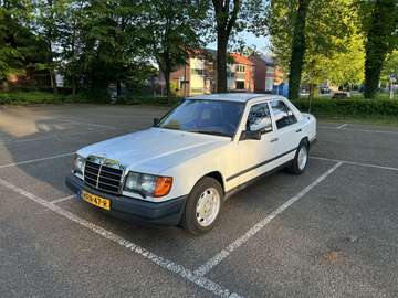 W124