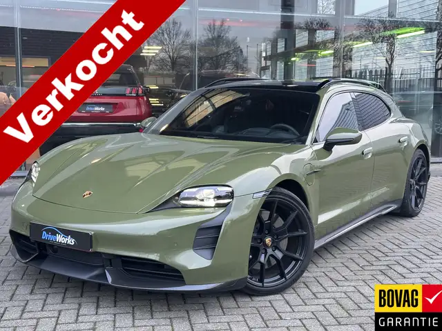 Porsche Taycan Taycan GTS Sport Turismo | HUD | Race-tex | Carbon