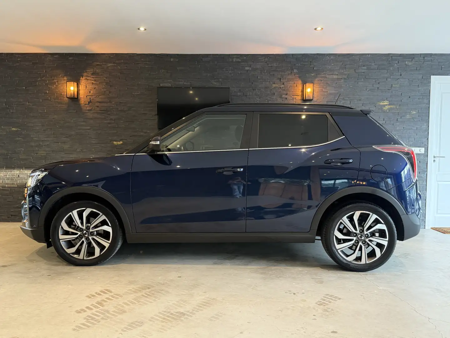 SsangYong Tivoli 1.5 T-GDI 2WD Bj: 2020 / Automaat / 164 Pk Blauw - 2