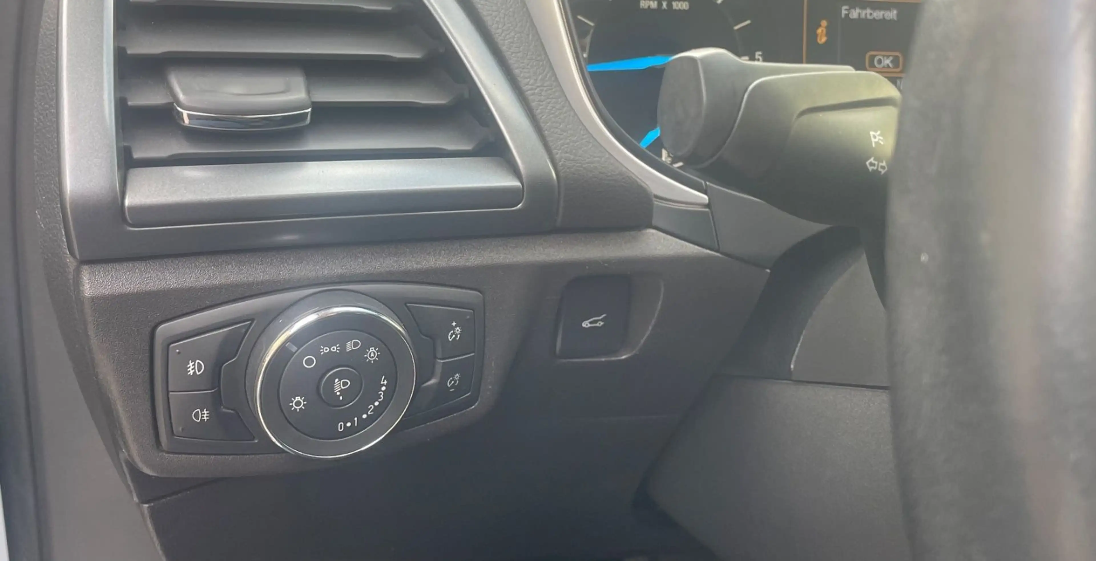 Ford Mondeo Turnier Trend*2.HD*Scheckheft*SR+WR*TÜV* — photo 10