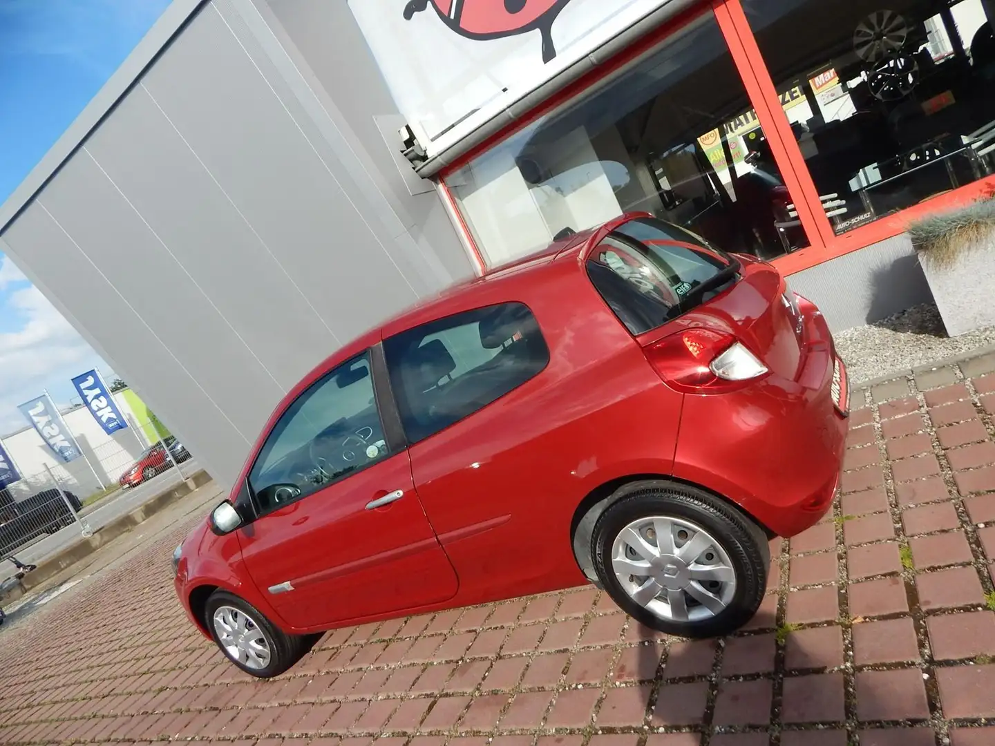 Renault Clio III Dynamique AUTOMATIK / KLIMA Rouge - 2