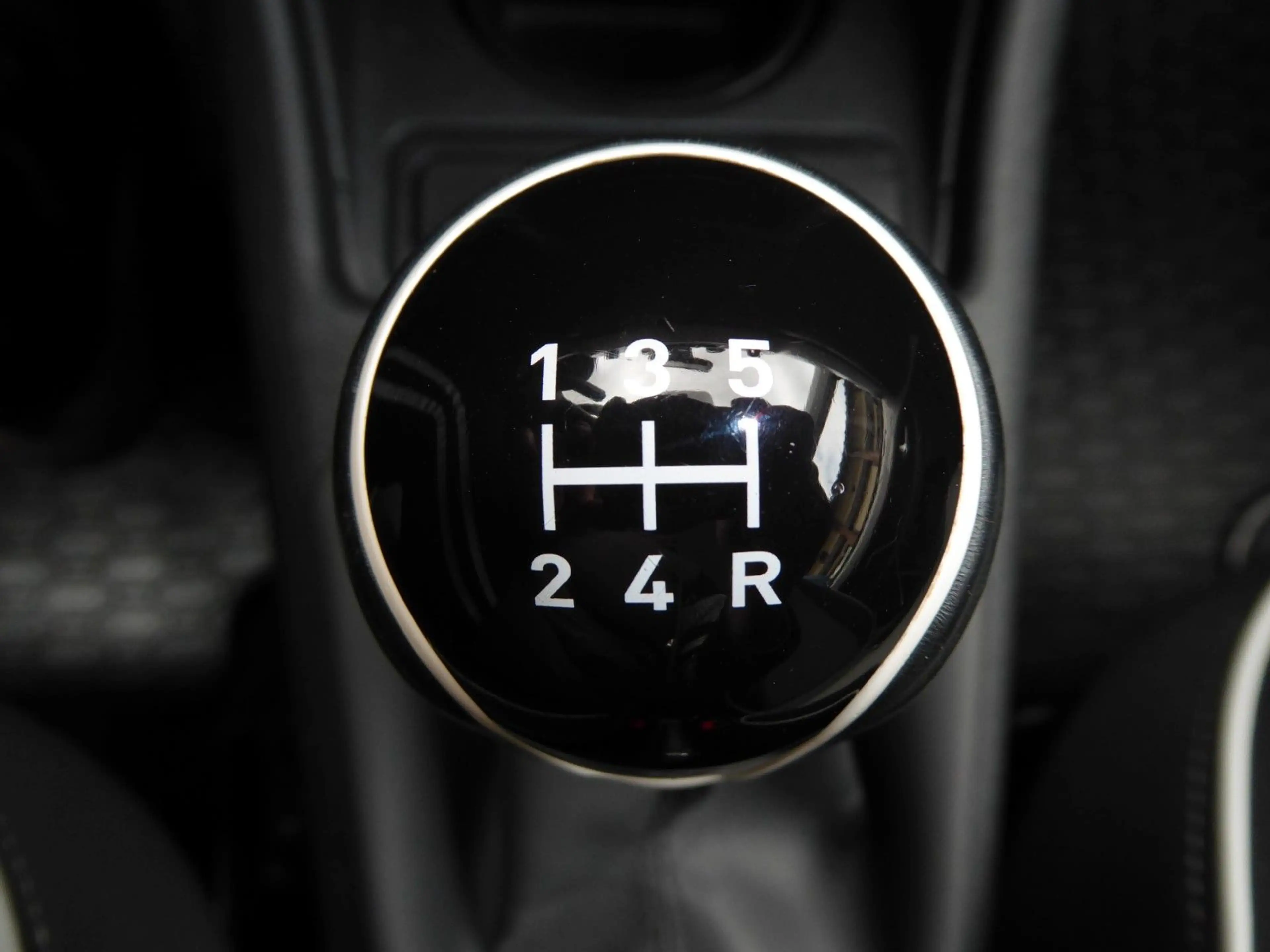 SEAT Mii Chic Navi/Einparkhilfe/Winterräder/Tempomat — photo 17