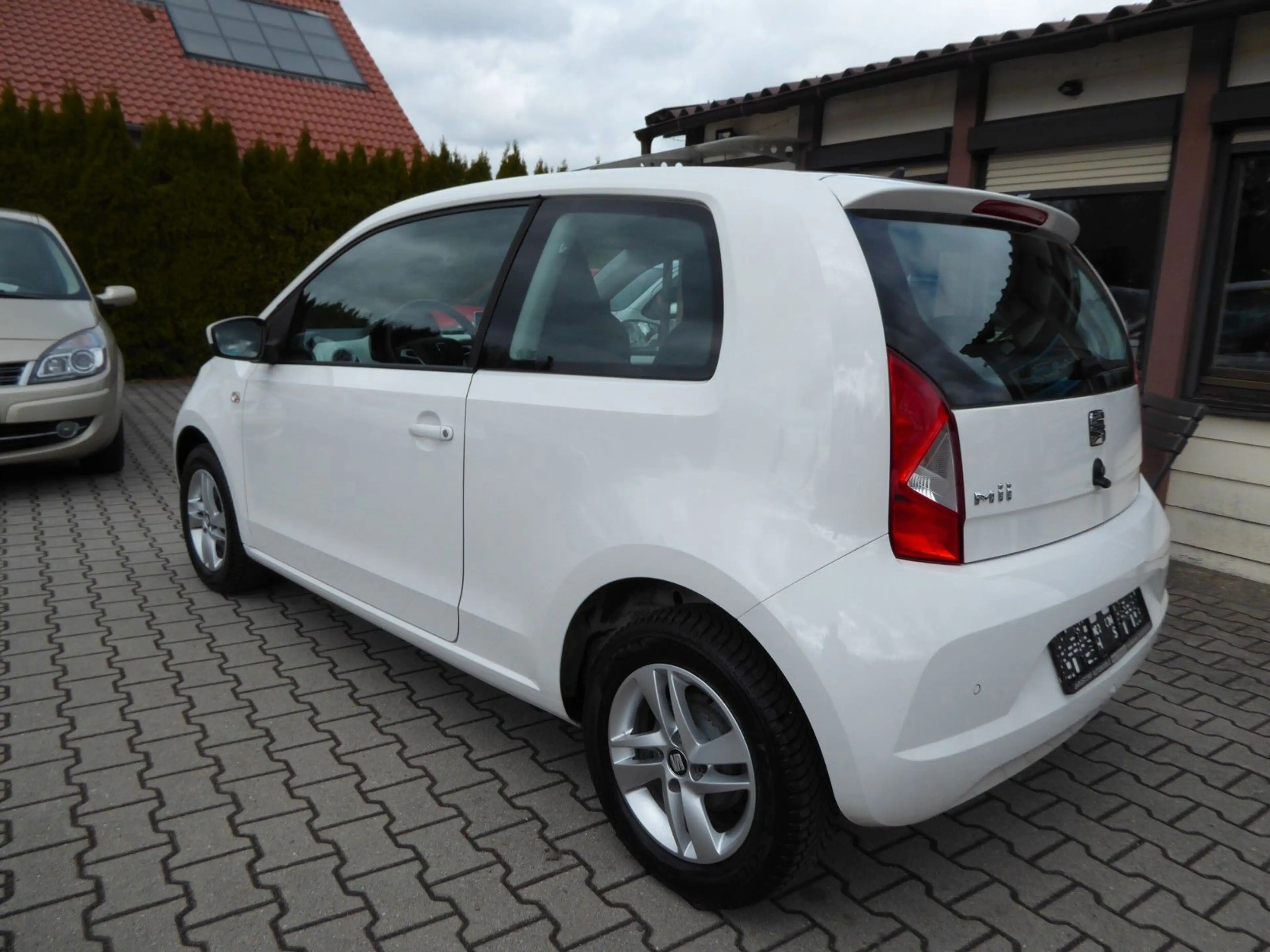 SEAT Mii Chic Navi/Einparkhilfe/Winterräder/Tempomat — photo 5