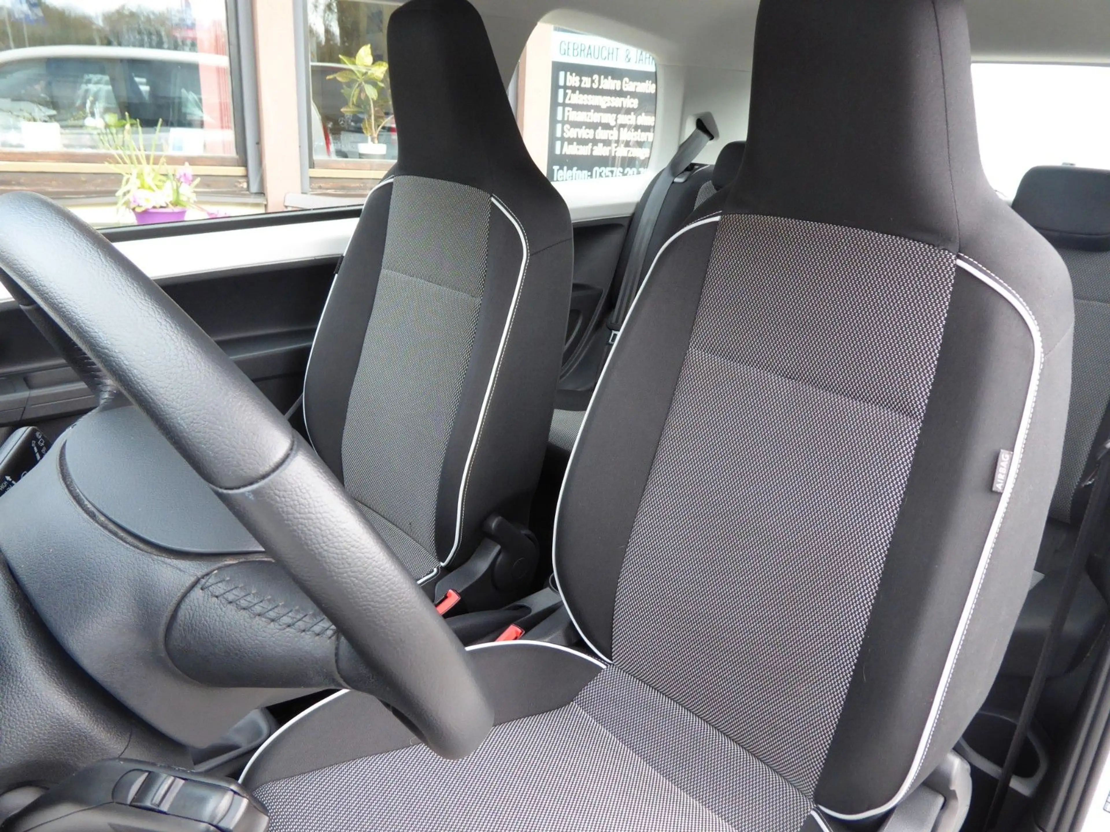 SEAT Mii Chic Navi/Einparkhilfe/Winterräder/Tempomat — photo 23