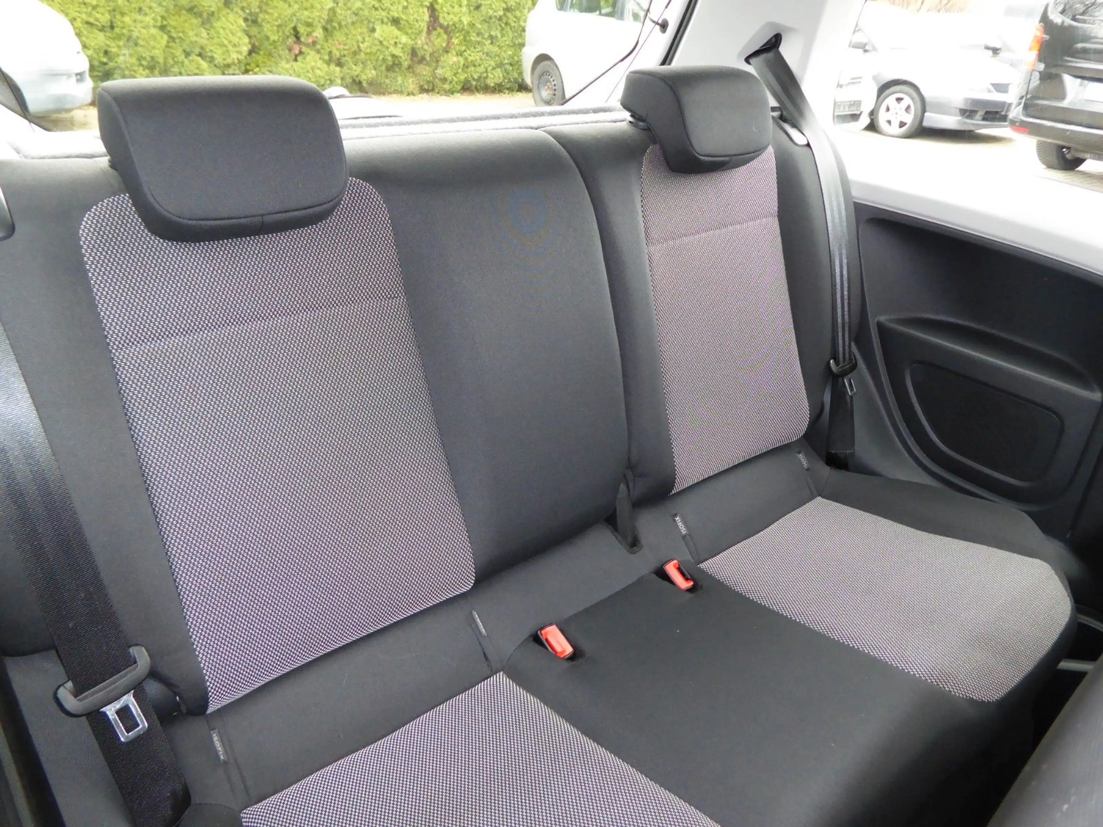 SEAT Mii Chic Navi/Einparkhilfe/Winterräder/Tempomat — photo 25