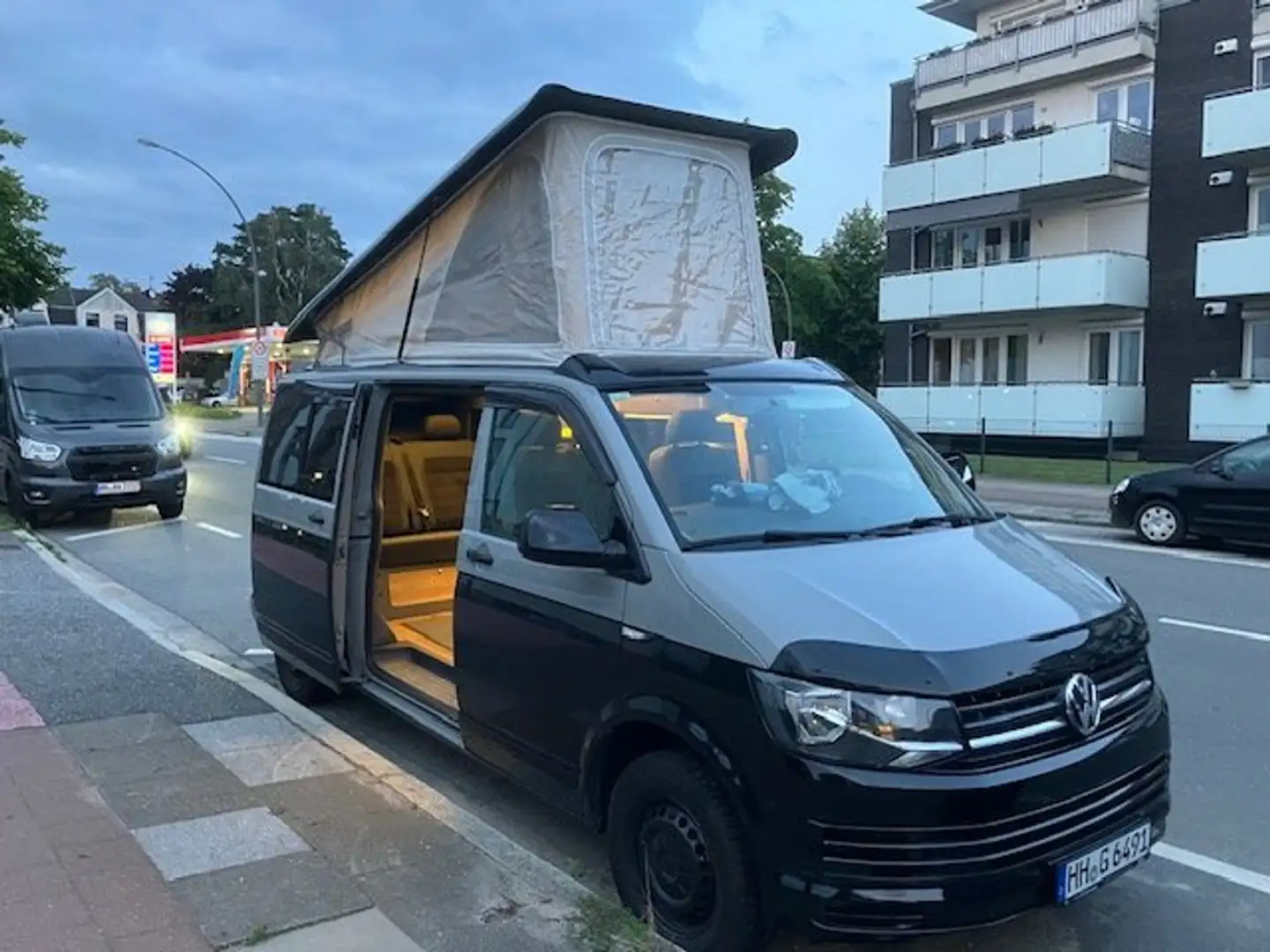 Volkswagen T6 Transporter Camper Wohnmobil Schwarz - 1