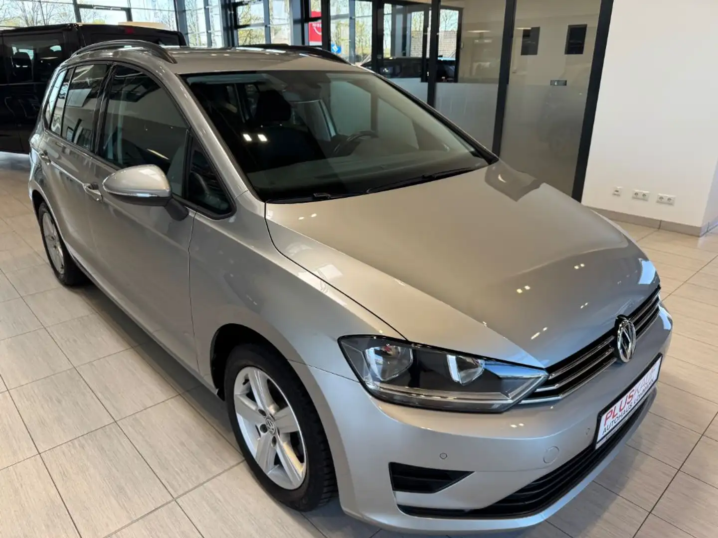 Volkswagen Golf Sportsvan 1.2 TSI (BlueMotion Technology) Comfortline Silber - 2