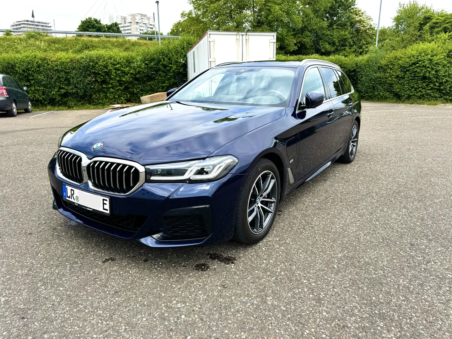 BMW 530 5er Touring Plug-In-Hybrid 530e xDrive Touring Aut - 1