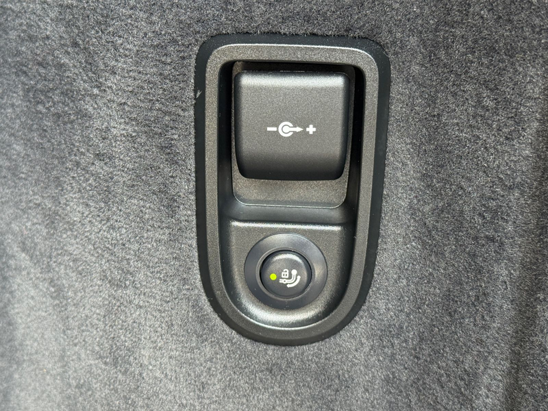 BMW 520 d xDrive M Sport Facelift 1.Hand AHK H&K MwSt — photo 10