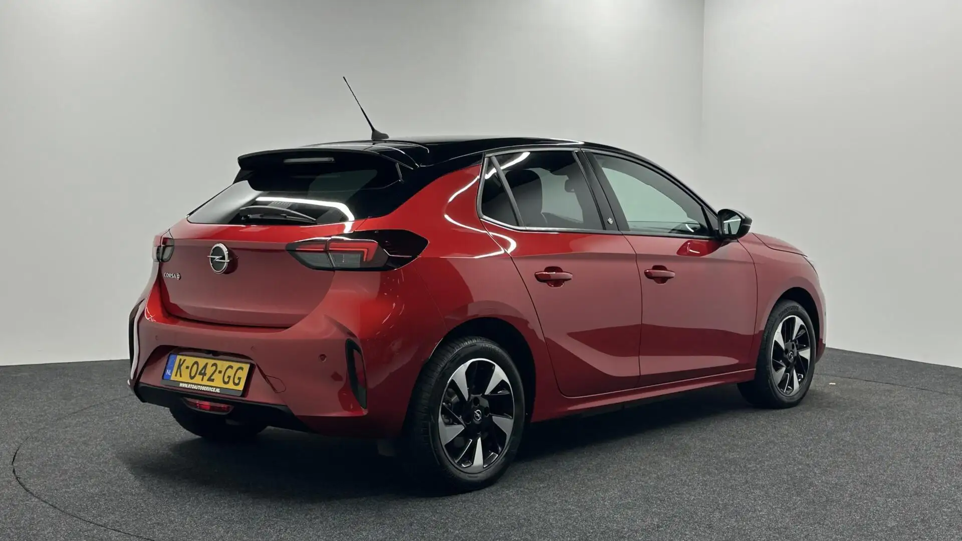 Opel Corsa-e GS Line 50 kWh CAMERA ECC CRUISE LM CARPLAY NAVI. Rot - 2