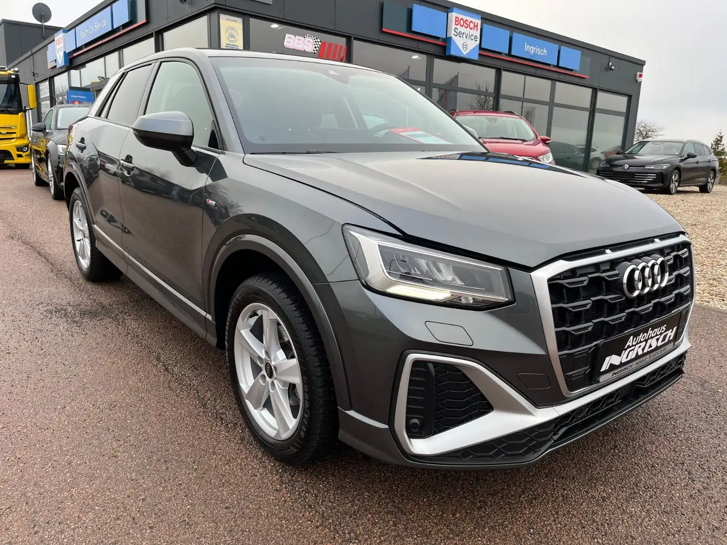 Audi Q2 35 TFSI " S-Line " mit LED+PDC+NAVI+Sitzhzg. Grijs - 1