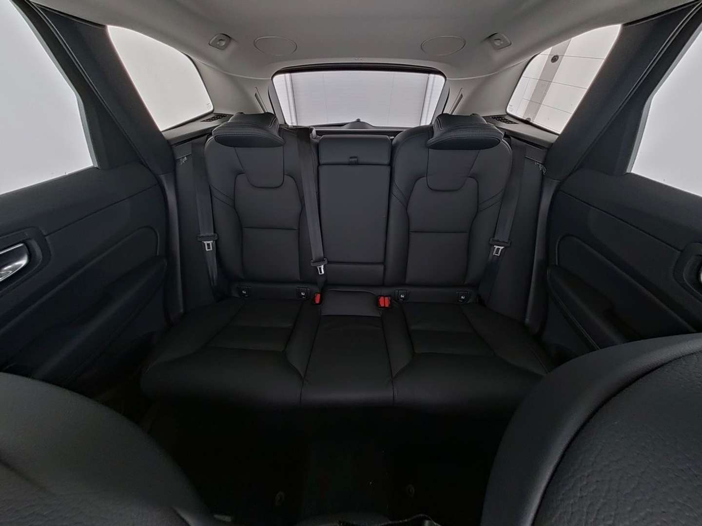 Volvo XC60 B5 Plus -  - Joinsteer - #4