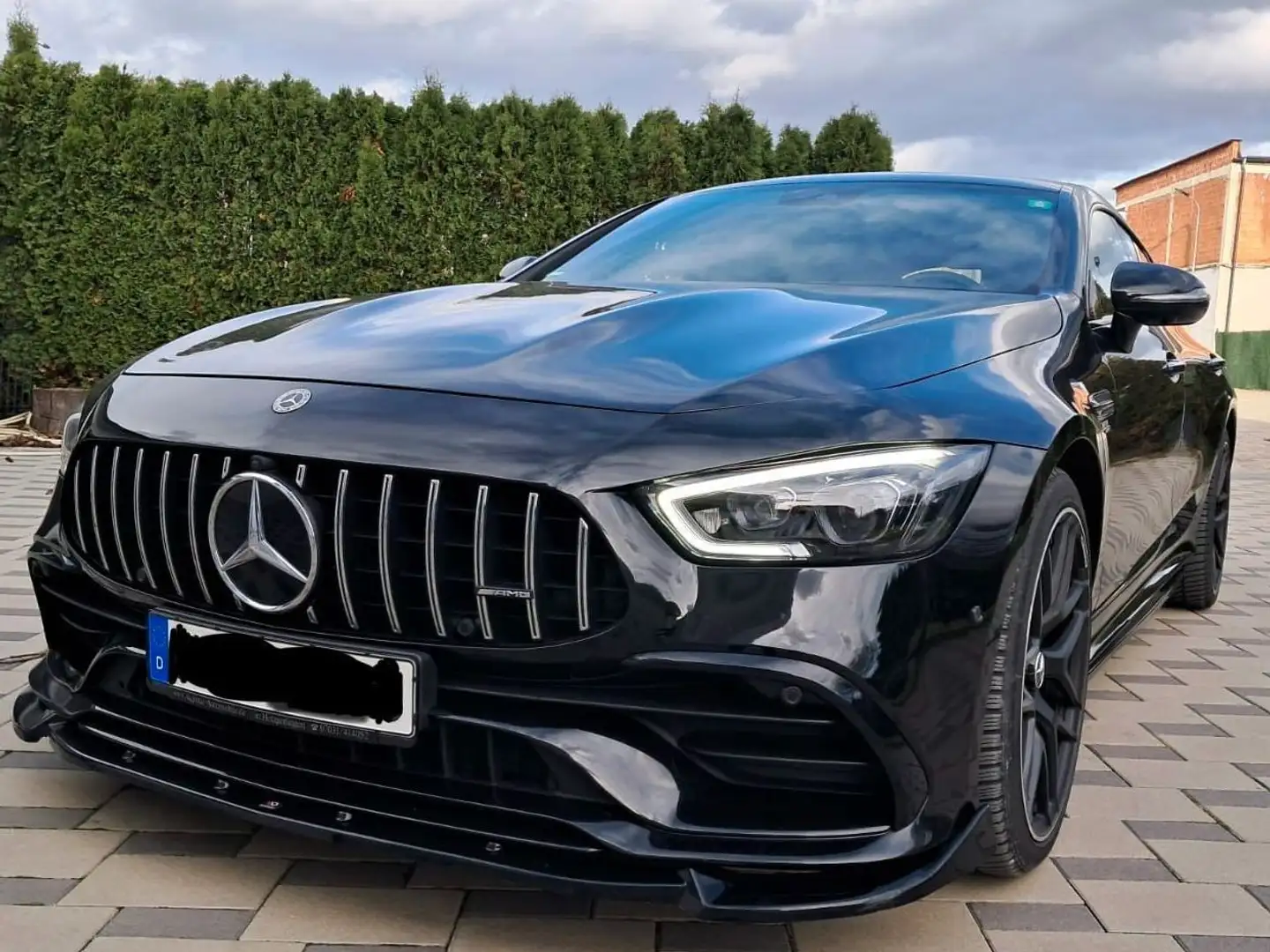 Mercedes-Benz AMG GT 4-trg. 43 4Matic+ V8-Styling Schwarz - 1