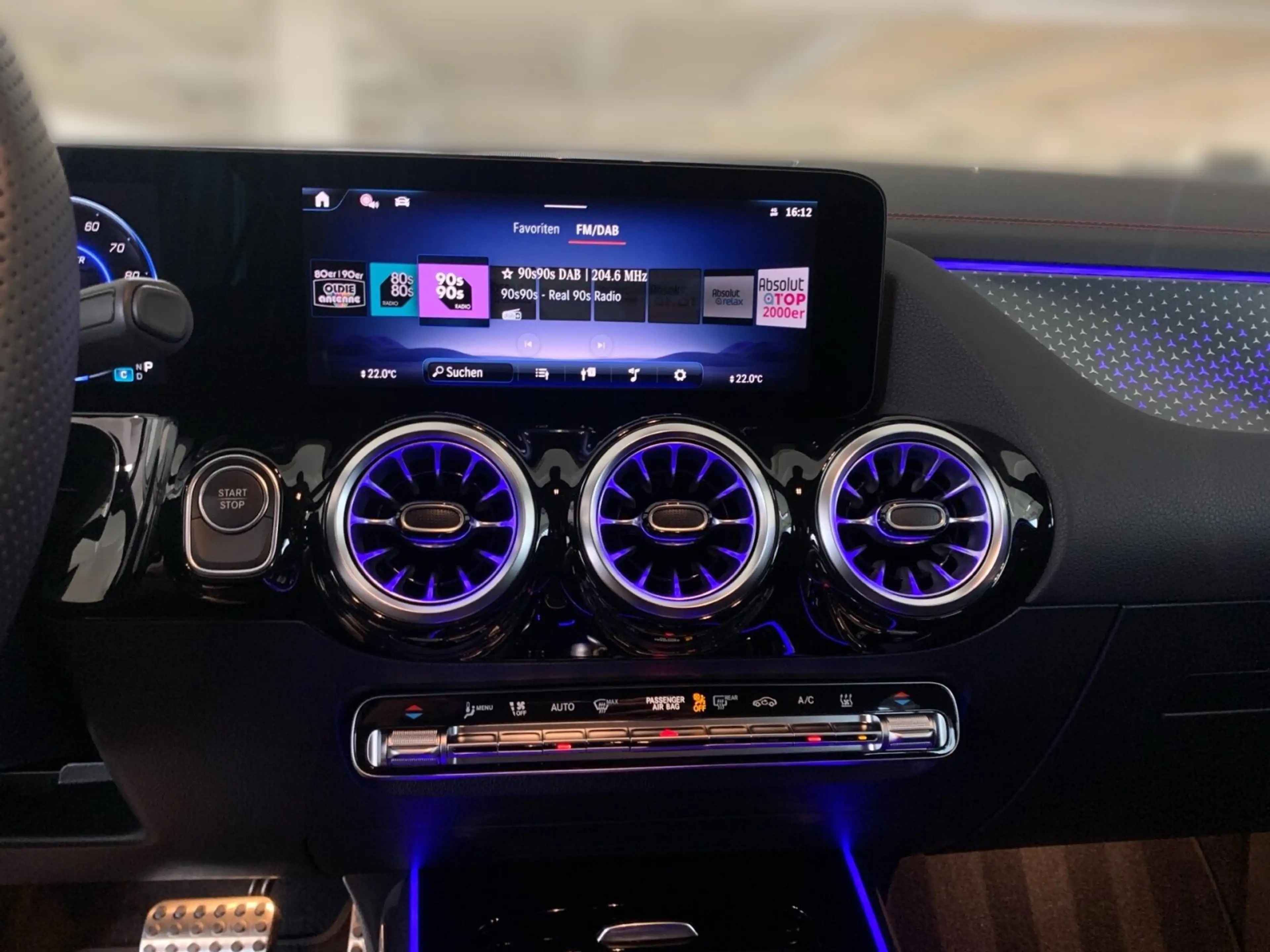 Mercedes-Benz EQA 300 EQA 300 4M **AMG*NIGHT*DISTR*SOUND*TWA*KAMERA** BC — photo 10